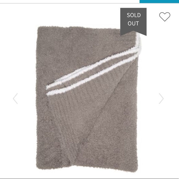 NWT Barefoot Dreams CozyChic blanket - Picture 3 of 5